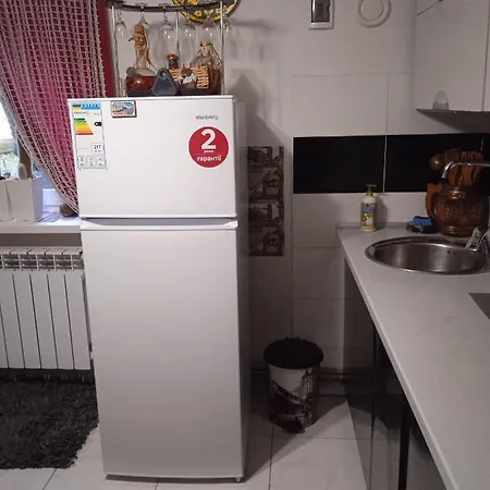 Parostki アパート スバリャバ