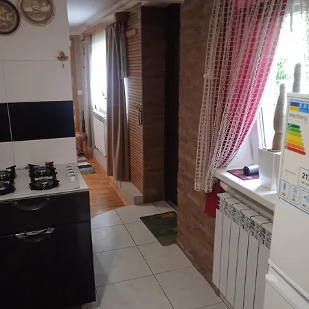 アパート Parostki *